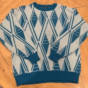 Vintage Aspetuck Trading Co Geometric Patterned Blue and White Sweater Large 90s